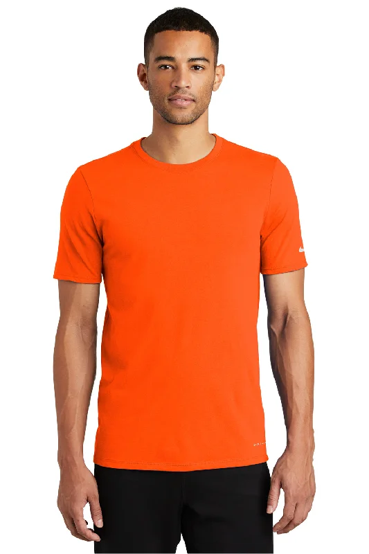 graphic print short sleeve t-shirt -Nike Mens Dri-Fit Moisture Wicking Short Sleeve Crewneck T-Shirt - Brilliant Orange