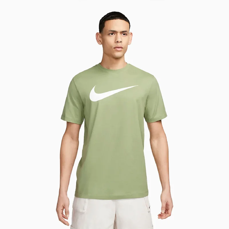 athletic short sleeve t-shirt for gym -Men's Nike Sportswear T Shirt And Shorts Outfit