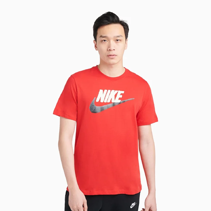 comfortable short sleeve shirt for work -Men's Nike Sportswear T Shirt