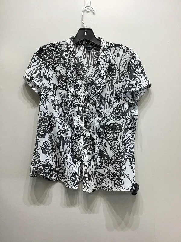 moisture-wicking short sleeve shirt -Top Short Sleeve By East 5th  Size: M