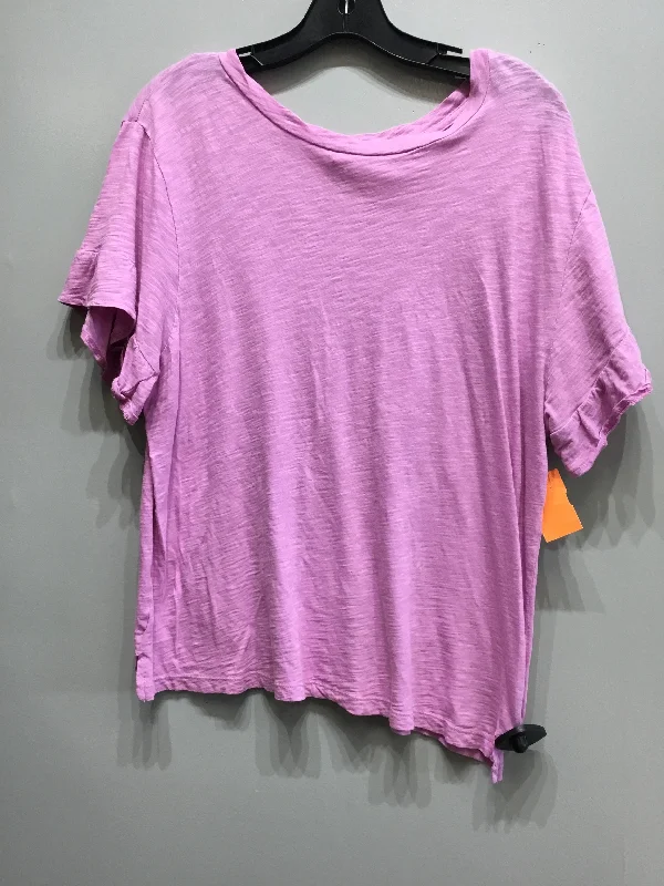 short sleeve t-shirt for chic casual looks -Top Short Sleeve By Old Navy  Size: M