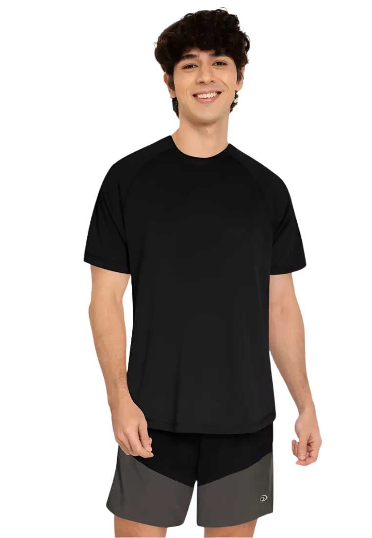 fashion-forward short sleeve t-shirt -Equipe Men's Classic Black Round Neck Tee