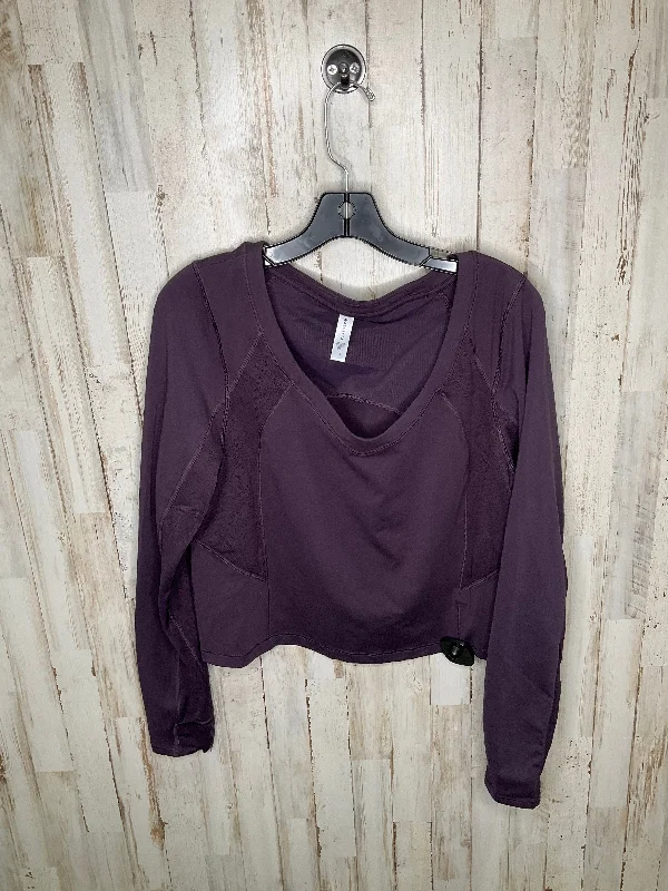 breathable short sleeve t-shirt for women -Purple Athletic Top Long Sleeve Crewneck Athleta, Size 1x