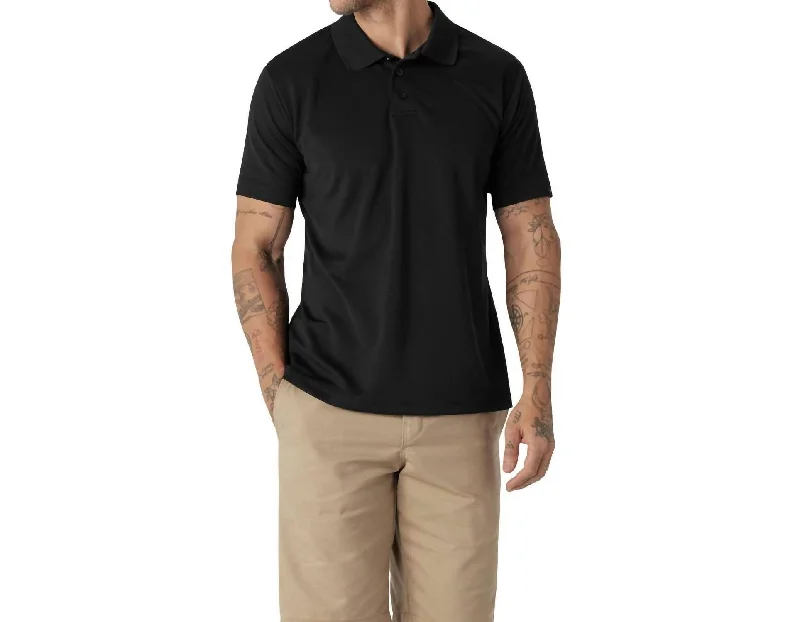 casual short sleeve t-shirt with pocket -Short Sleeve Everyday Performance Polo Shirt In Black